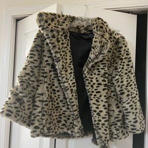 Leopard coat. Size small. 3/4 sleeve